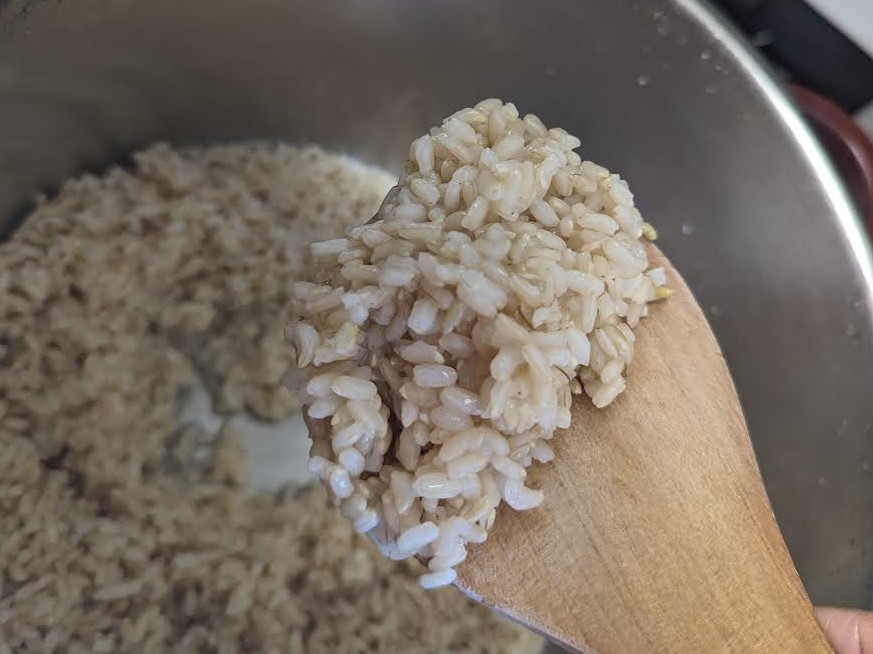 Cooked brown rice